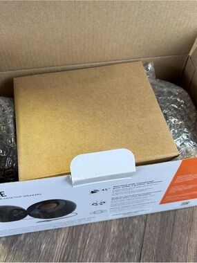 Creative Pebble 2.0 USB-Powered Desktop Speakers Black Passive Radiator